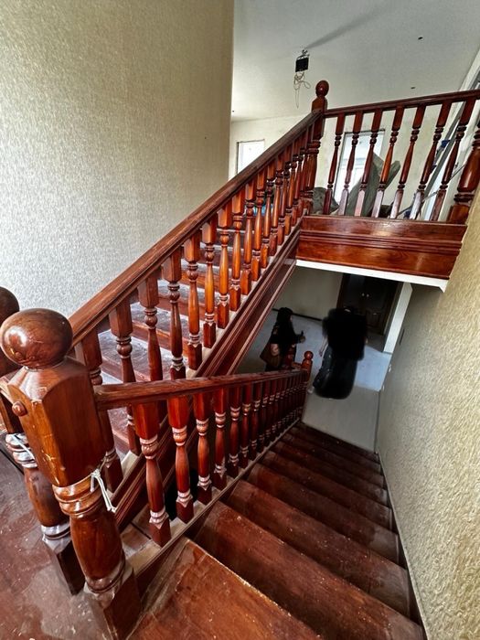 Продам Лестницу в отличном состоянии