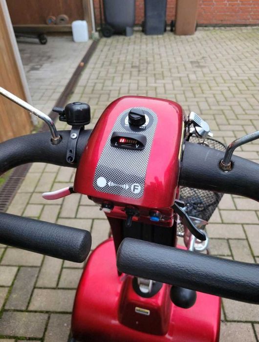 Електрическа количка