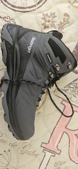 Зимни обувки, водонепромокаеми N44 размер на стелката 28.5см