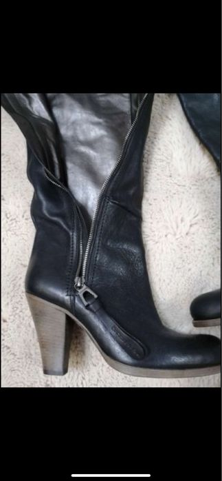 Cizme Barbara Bui ,peste genunchi,piele ,marinea 38,