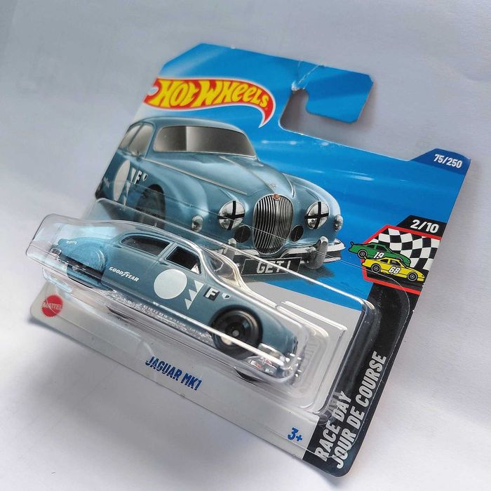 Hot Wheels Race Day Jaguar MK1