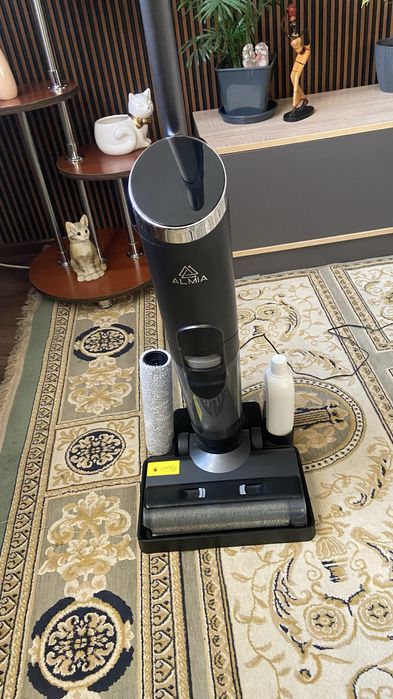 Продам умный пылесос ALMIA