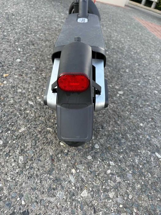 Trotineta Xiaomi 5 PRO,  Maxim 1000W ,  30km/h, Autonomie 40Km, Suspensii duble, Roti 10inch