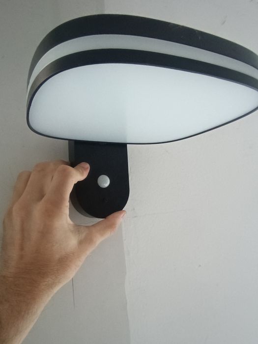 Solar lampa exterior