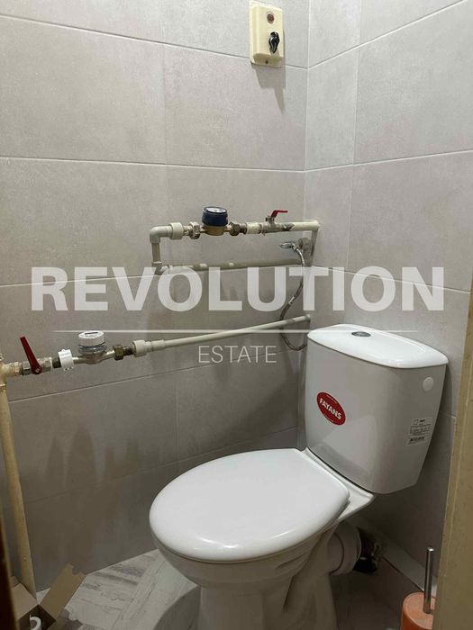 Дава се под наем Тристаен апартамент в Пловдив, Младежки Хълм - 80 кв.м за 357 € - Снимка #4