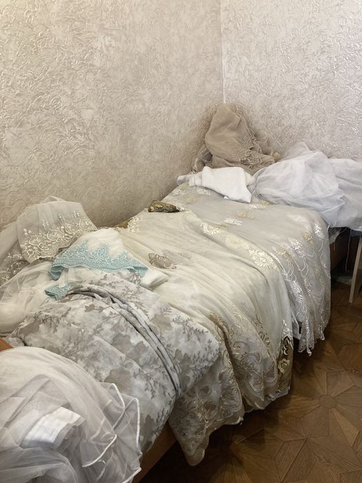 Продам комплект шторы и тюль