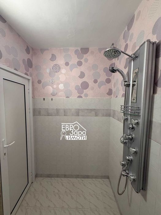 Дава се под наем Тристаен апартамент в Стара Загора, Център - 70 кв.м за 459 € - Снимка #10