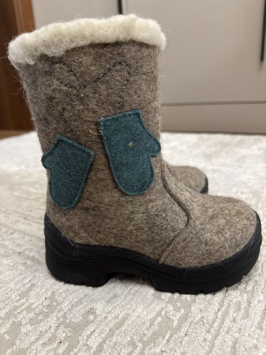 Продаю валенки детские