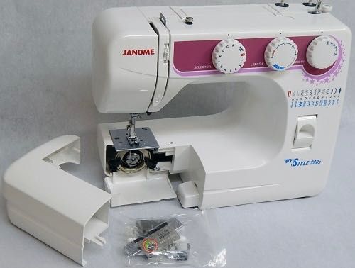 Швейная машина Janome