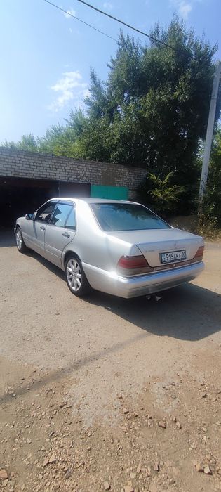 Продам Мерседес 140