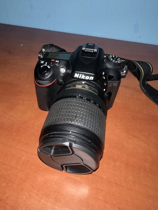 Nikon D7100 doar 15.000 de cadre