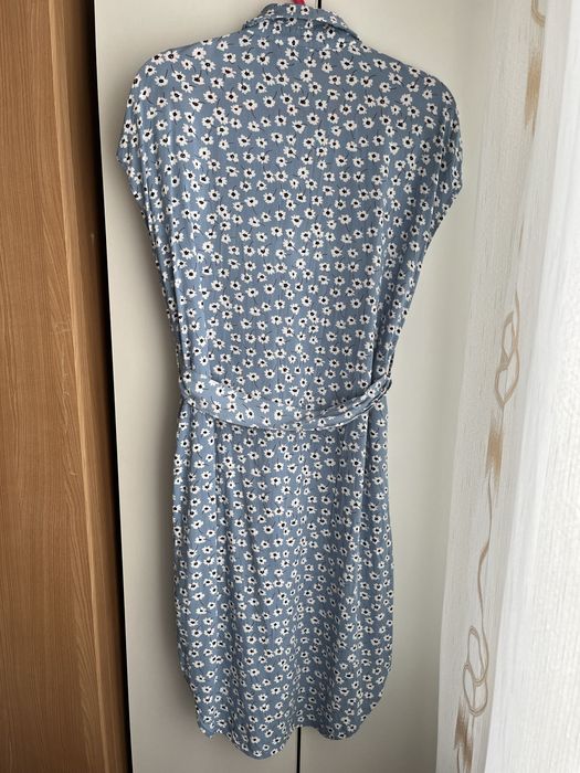 Rochie midi mărimea XS ,Pieces
