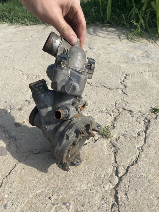 Помпа мерседес w140