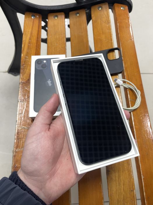 Продам IPhone 13 128gb