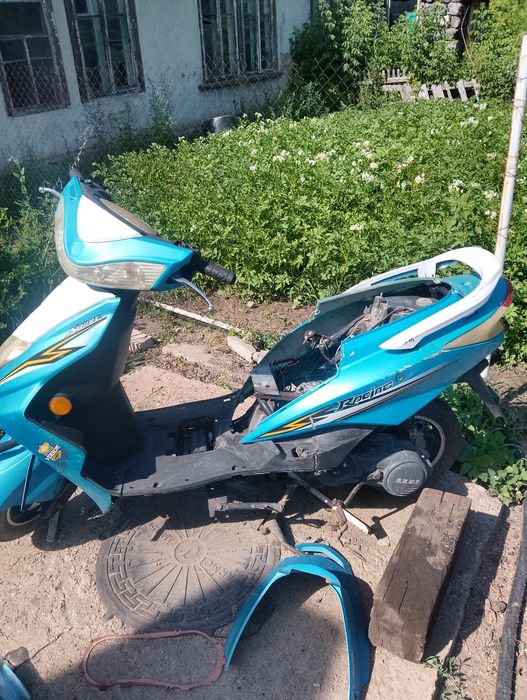 Продам скутер не находу