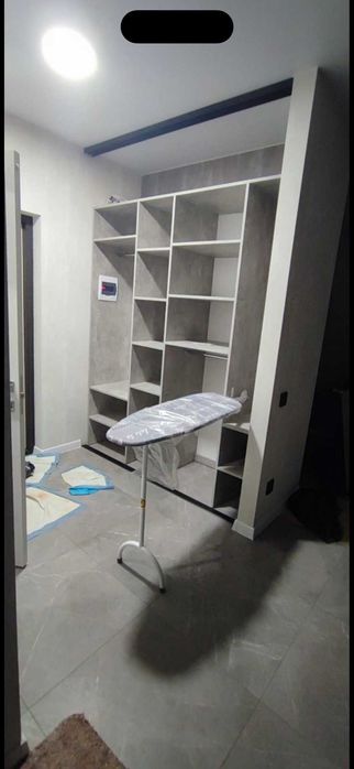 Masă de călcat încorporabilă PREMIUM | Pliabilă + Rotativă + Picior metalic