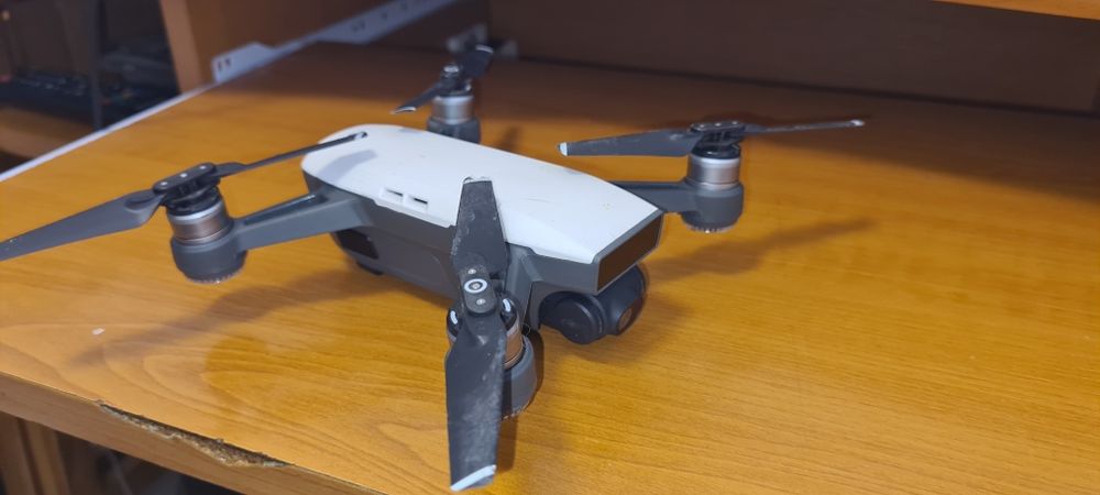 Drona Dji Spark completa