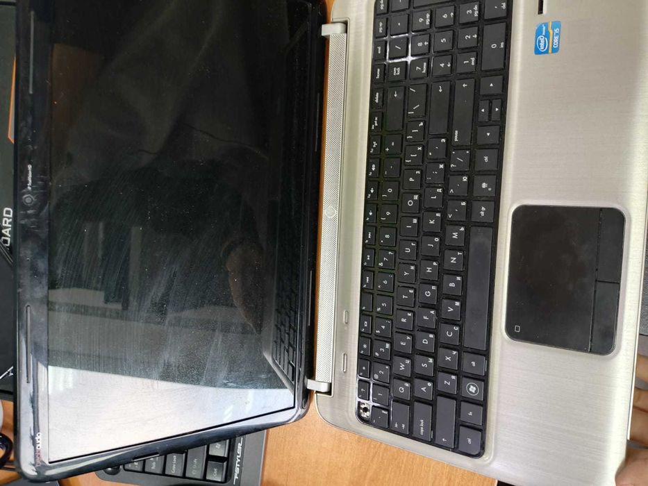 ноутбук HP Protect Smart dv6-6b63er