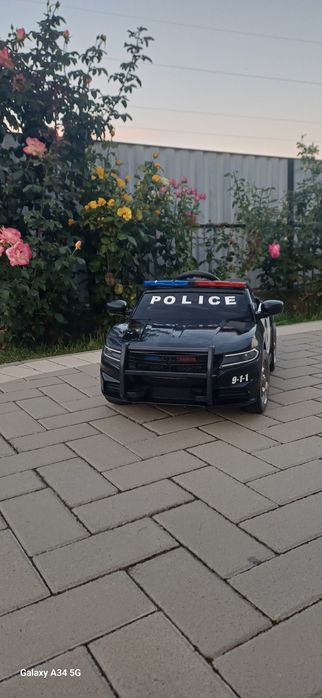 Masinuta electrica de politie Kinderauto