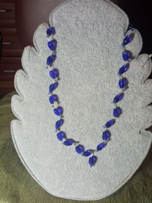 Продам ожерелье ручной работы