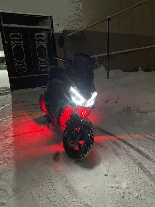 Новый мопед продам