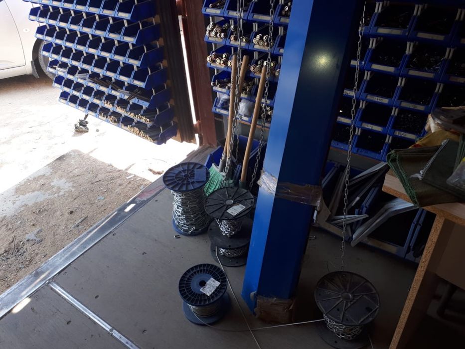 Континер сатамын товарымен бірге