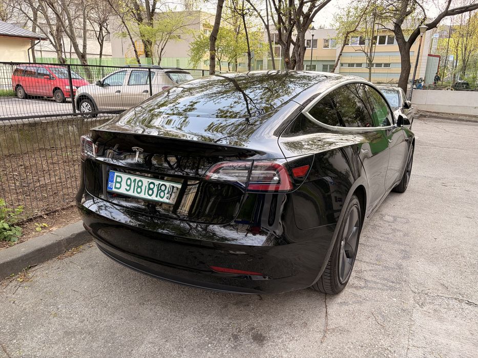 Vând Tesla Model 3 Standard Range Plus (SR+)306 CP