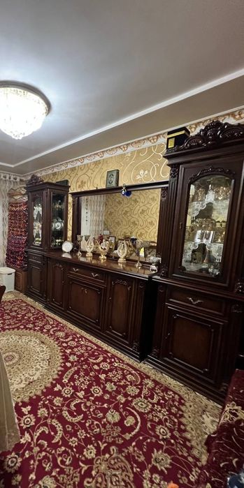 Камот ва 2 та пенал сотилади