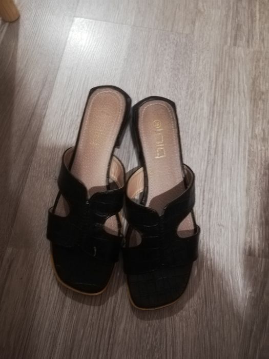 Дамски летни чехли