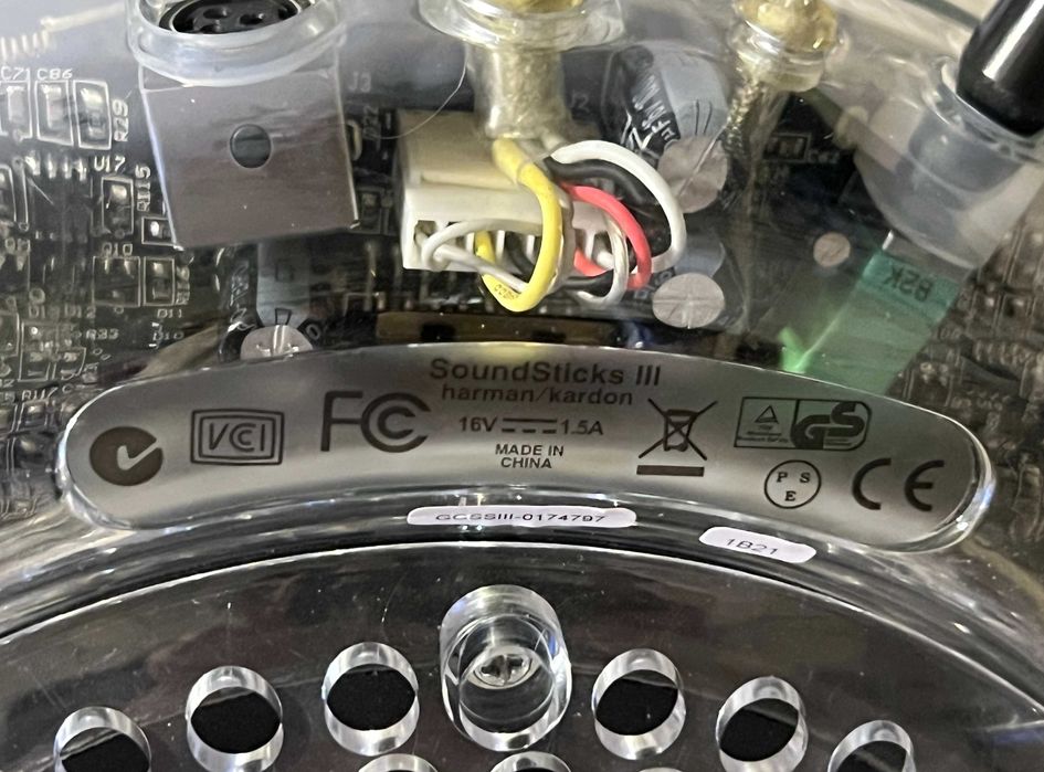 Boxe Harman Kardon SoundSticks III 2.1 transparente perfect funcțional