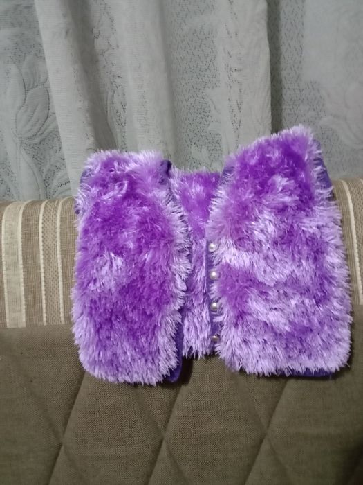 Накидки меховая и непромокаемая для девочек