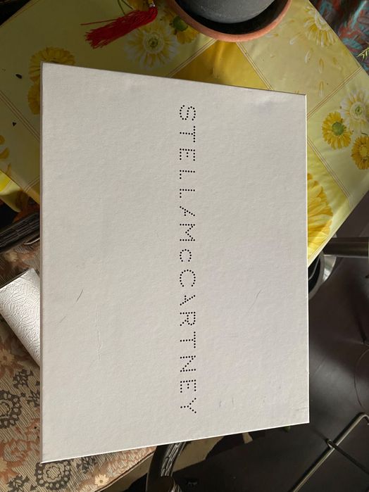 Ghete Stella McCartney model Emilie