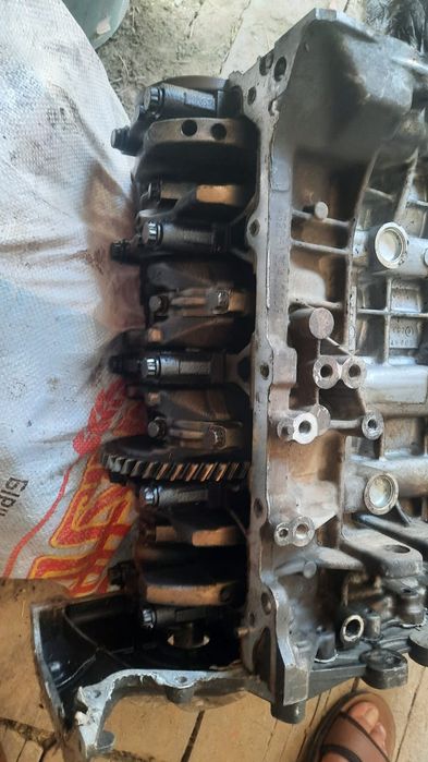 Джили Эмгранд х7  крассовер.