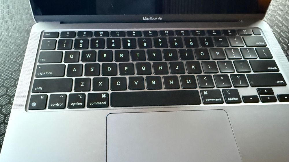 MacBook Air 13” M1 (2020) Space Gray | 8GB/256GB