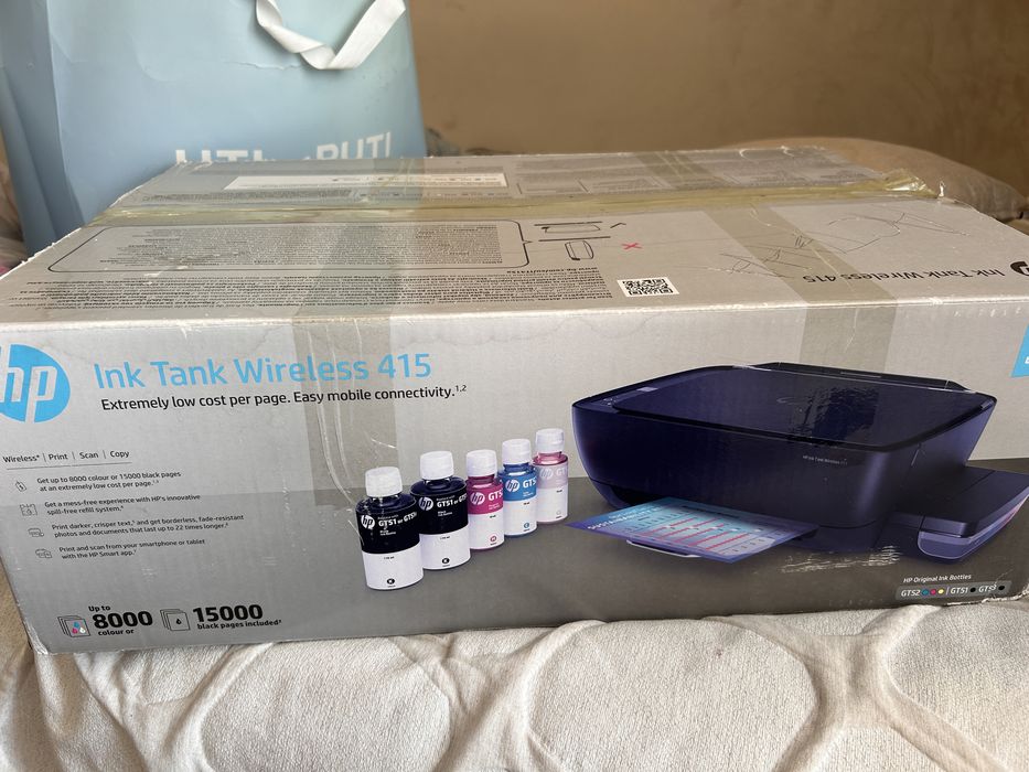 Принтер HP цветной