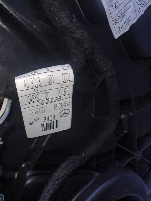 Мерцедес ГЛС Mercedes GLS W166 задна дясна врата стъкло повдигач