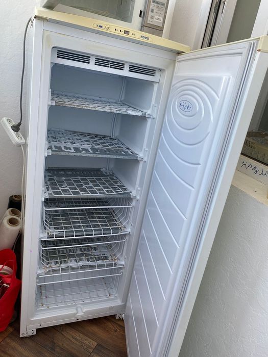 Продам морозильник в хорошем состоянии