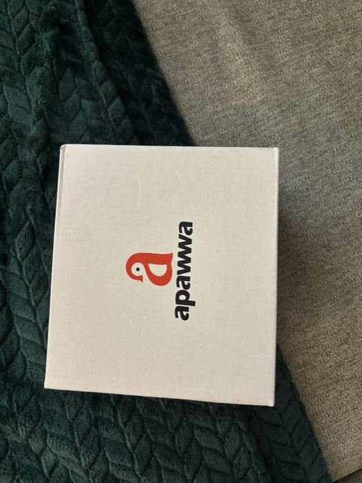 Bocanci bebelusi imblaniti piele