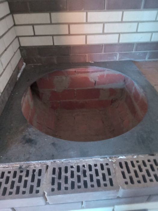 Продам казаны новые чугунные .