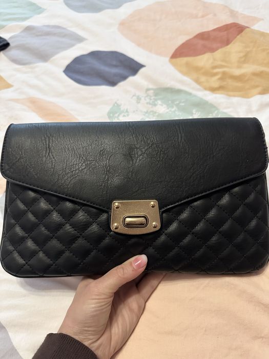 Нова елегантна чанта