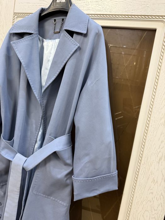 Тренч черный и голубой