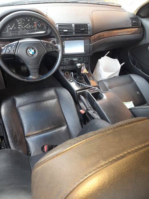 Vând orice piesa BMW e46 320i valvetronic de 143 de cai