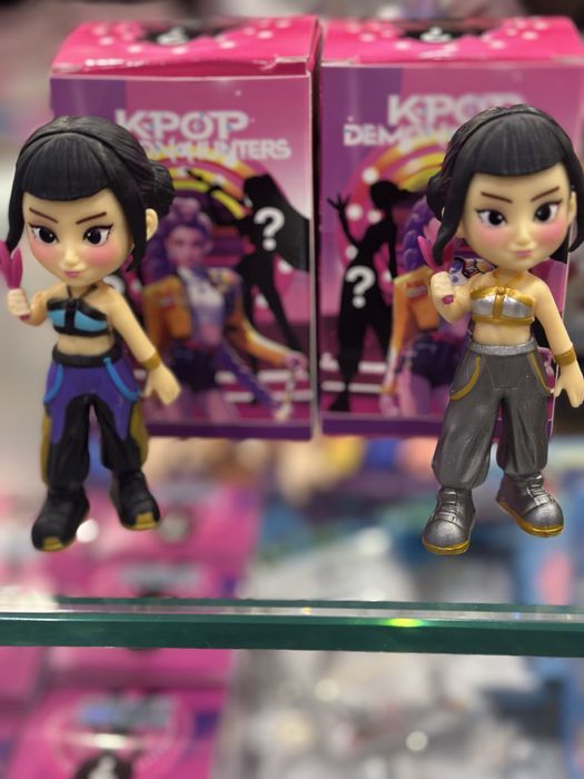 K pop demon hunters фигурки/Кей поп ловци на демони фигури