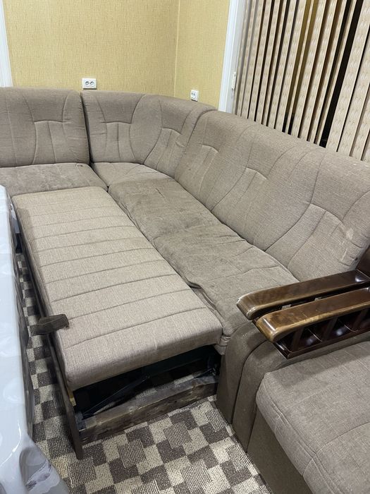 Продам кухонный уголок