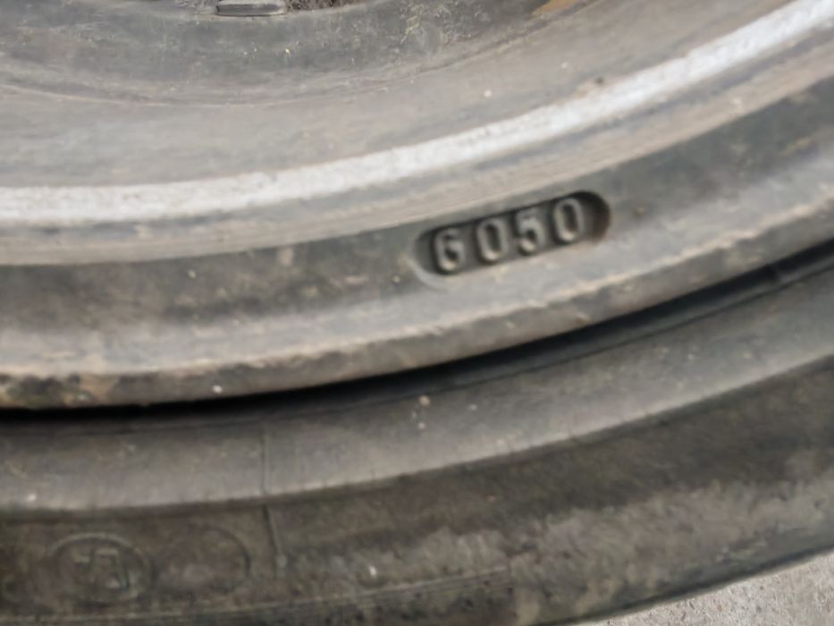 OZ Racing F1  7Jx15H2 ET 37  LK 4x100 +4x108