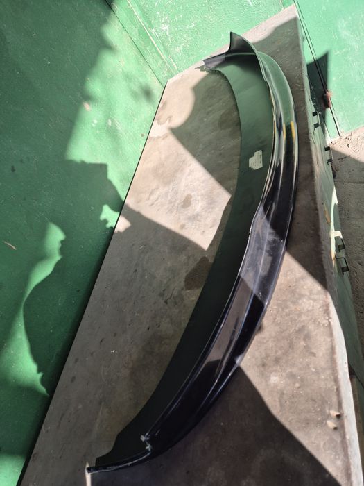 Нов лип спойлер,за предна фейс м броня бмв е90 е91