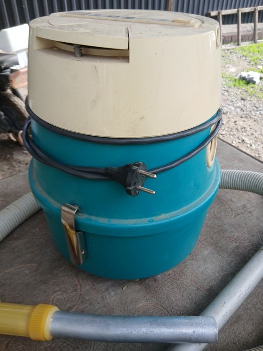 Пылесос СССР советский