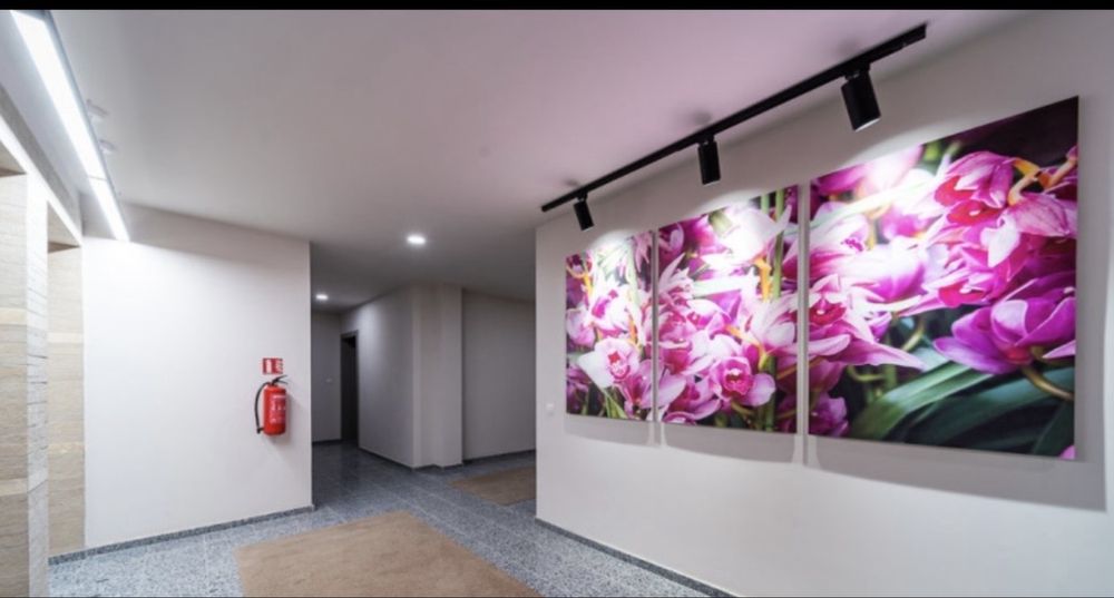 Продава се Тристаен апартамент в Варна, Чайка - 119 кв.м за 2992 €/кв.м - Снимка #2