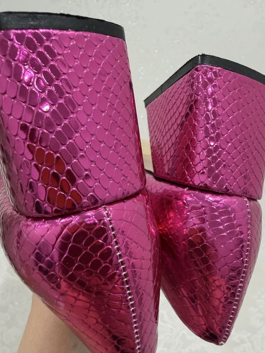 Новые красивые туфли