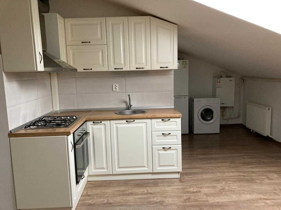 Inchiriez Apartament 2 camere - Zona Rediu Iasi